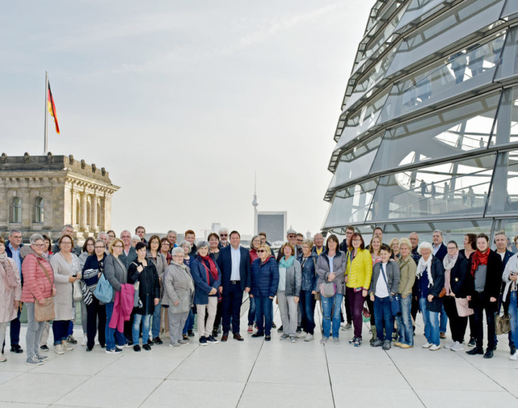 Mitglieder des Weingartener Studentenwerks „Weiße Rose“ in Berlin