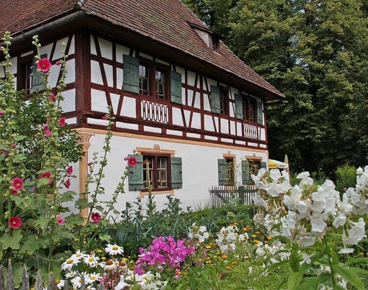 Bund unterstützt Bauernhaus-Museum Allgäu-Oberschwaben Wolfegg mit einer Förderung von 11.000 Euro